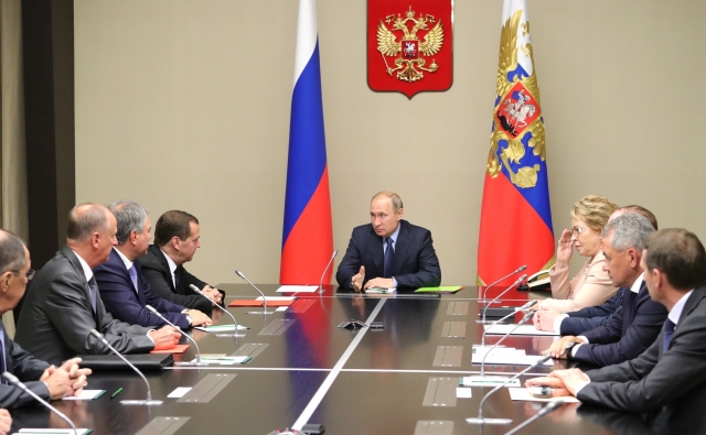 Путин обсудил с членами Совета безопасности России предстоящий саммит БРИКС