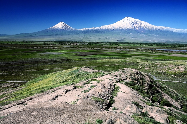 Гора Арарат (вид со стороны Армении) 