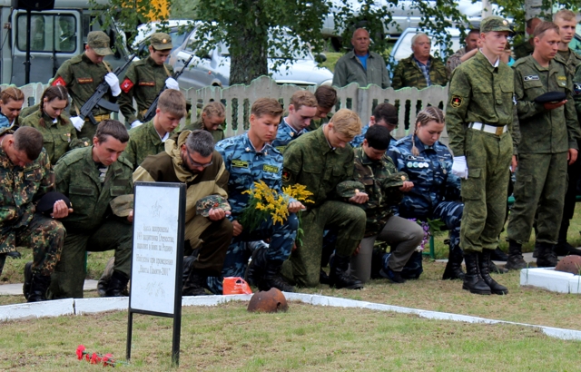 В Тверской области прошла церемония перезахоронения советских солдат