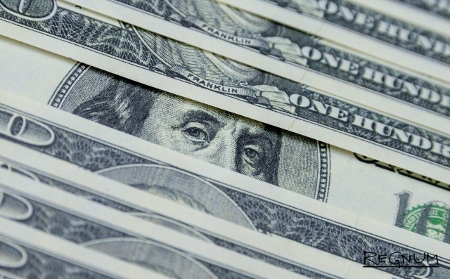 Bloomberg: Как США превратили доллар в оружие?