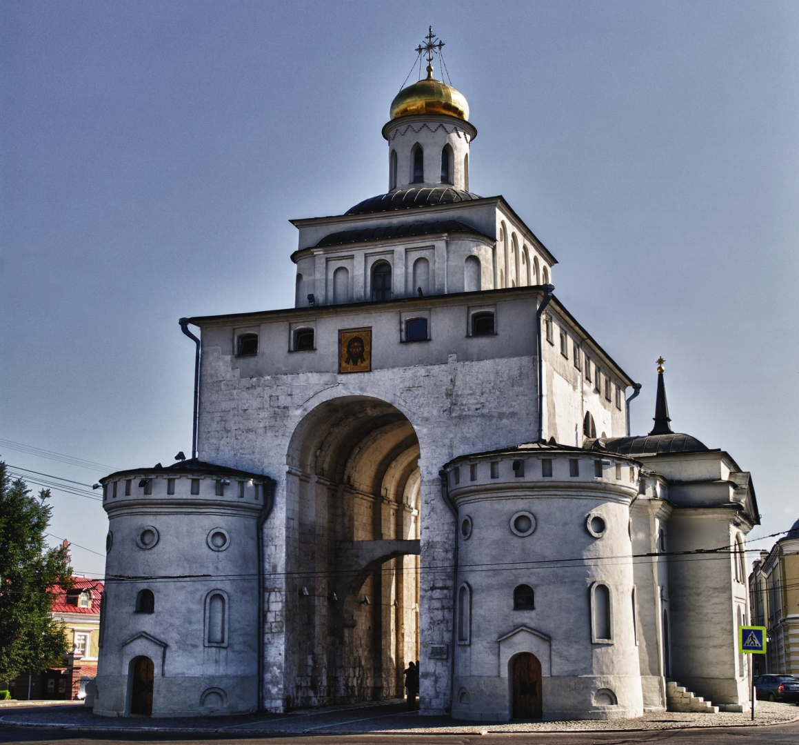 Церковь золотые ворота во владимире. Золотые ворота во Владимире 12 век.