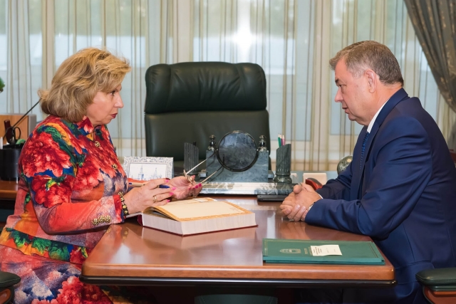 Калужский губернатор обсудил с омбудсменом судьбу жителей военных городков