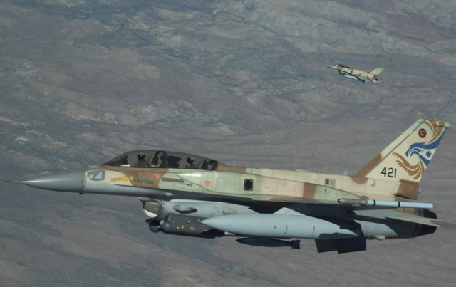 ПВО Сирии отразили ракетную атаку Израиля в районе аэропорта Дамаска — СМИ