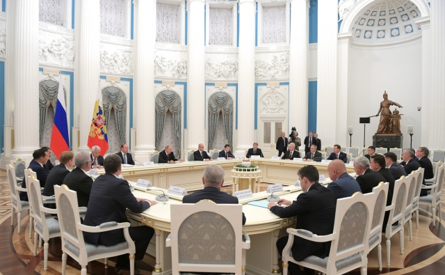 Встреча Владимира Путина с избранными главами субъектов Российской Федерации 