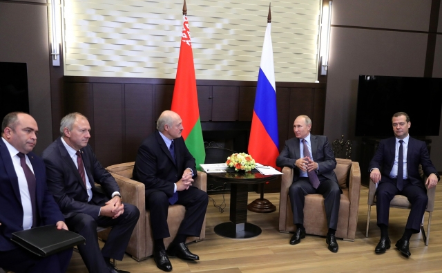 Встреча Владимира Путина с Президентом Республики Беларусь Александром Лукашенко в Сочи