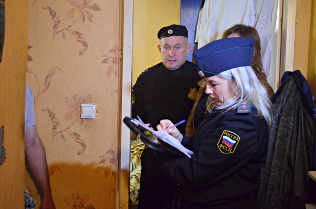Более 200 адресов должников за «коммуналку» посетили приставы в Калуге