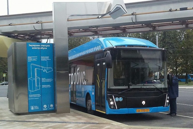 Городской электробус Мосгортранса на базе КамАЗа-6282 