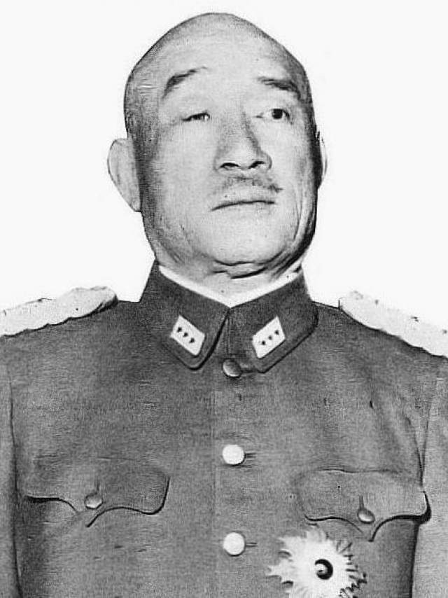 Хадзимэ Сугияма на рубеже 1930-х и 1940-х гг