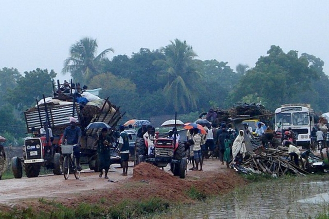 Более 10 тыс. человек пострадали от проливных ливней на Шри-Ланке