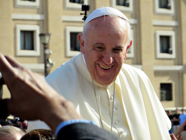 Ватикан «ждет приглашения» от Ким Чен Ына