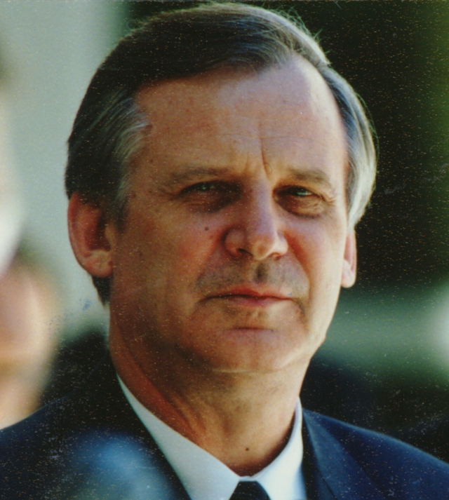 Николай Рыжков в 1990 году 