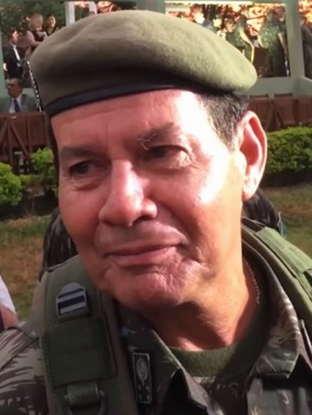 Генерал Антониу Моурау 