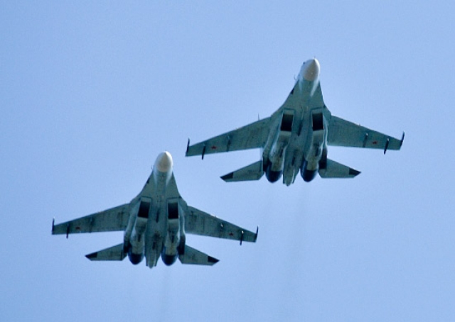На Украине назвали победителя воздушного боя между Су-27 и F-15