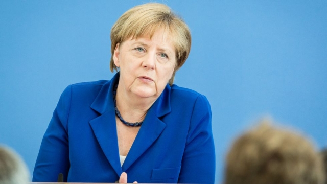 Госдеп похвалил Меркель за согласие оплачивать американский газ