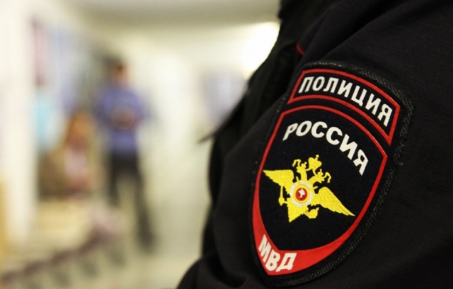 Полицейский получил ранение в голову у станции метро «Щукинская» в Москве