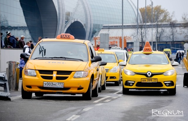 Сервисы такси выступили против запрета на регулировку тарифов