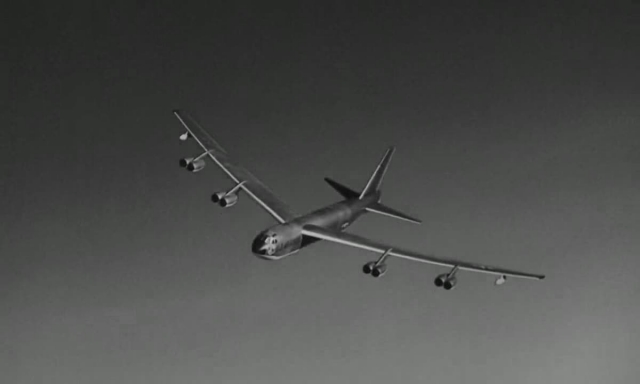 Бомбардировщик B-52 