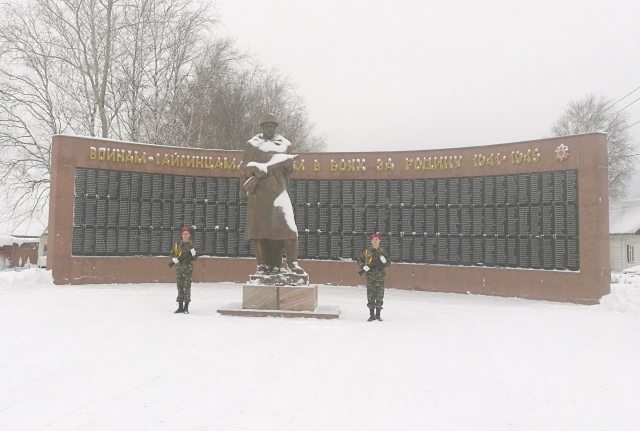 В Кузбассе после реставрации открыли мемориал воинам, павшим в годы войны