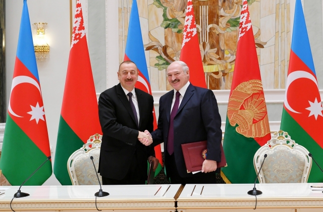 Минск продолжит продажу вооружения Азербайджану