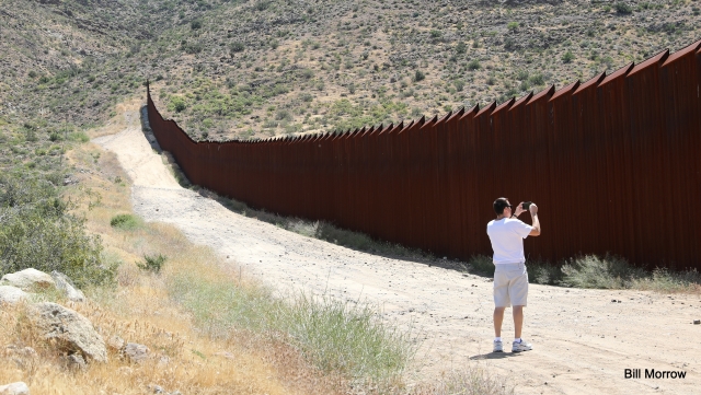 Американо-мексиканская стена 