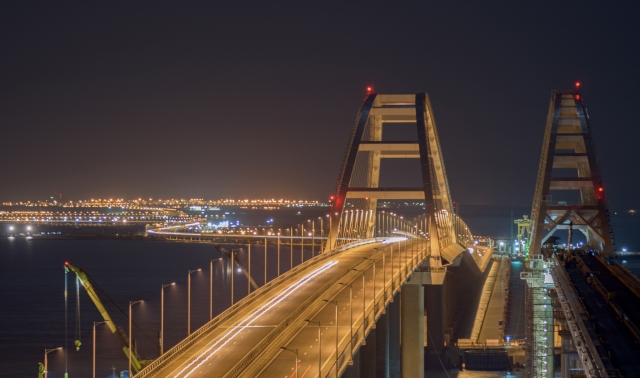 Минтранс: Железнодорожная часть моста в Крым может быть сдана раньше срока