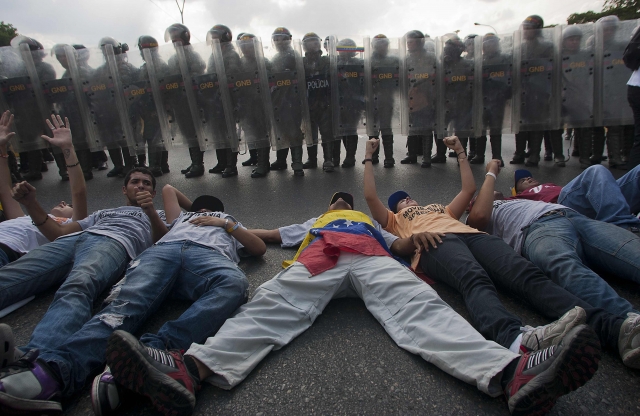 В Венесуэле в ходе протестов задержаны около 30 человек
