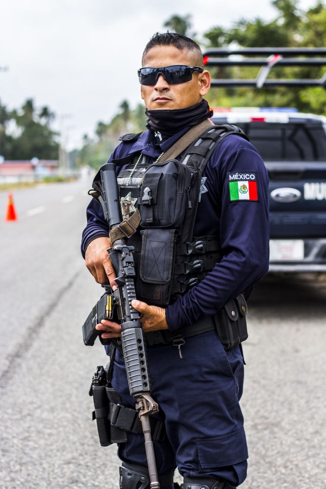 Неизвестные расстреляли радиоведущего в Мексике