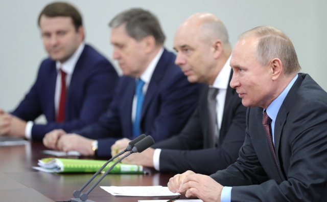 Путин: Белоруссия дисциплинировано платит по своим обязательствам