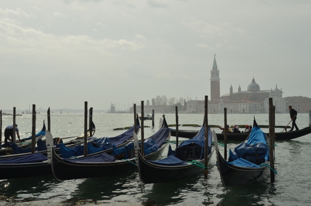 Крупным кораблям запретят стоянку в венецианской лагуне