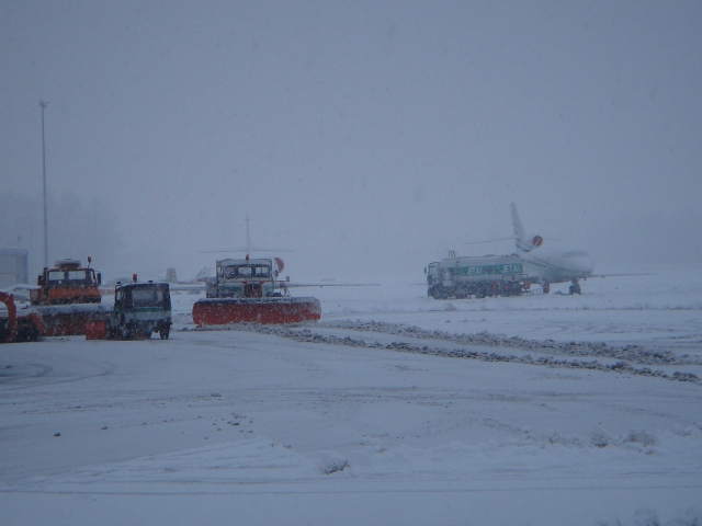 В США из-за снегопада отменено более 2 тысяч авиарейсов