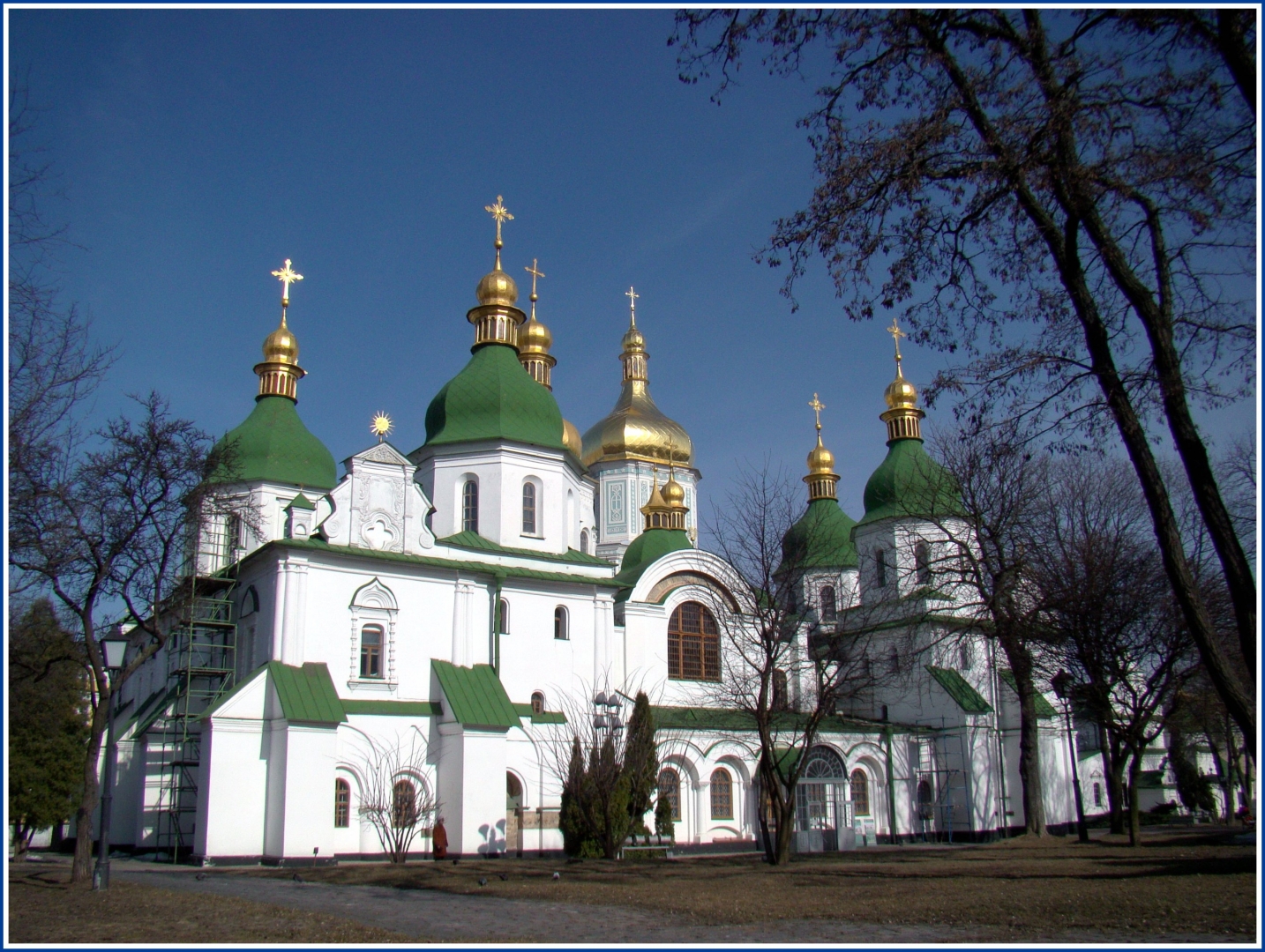 Софийский храм в киеве. София Киевская храм. Собор св. Софии (премудрости Божией) в Киеве. Собор Святой Софии в Киеве 11 в.