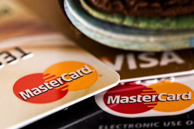 ФАС проверит Visa и MasterCard