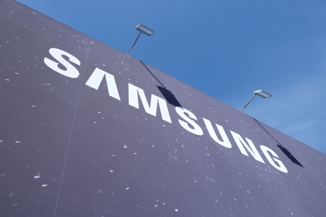Компания Samsung подала заявку на патент беспроводного телевизора
