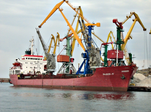 «Крымские морские порты» тонут в долгах