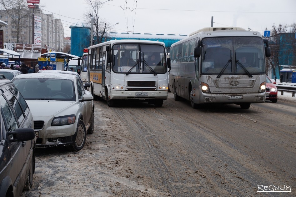 Белое пежо маршрутка