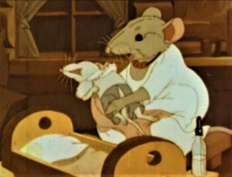 Мышь и мышонок