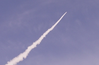 Пуск зенитной ракеты