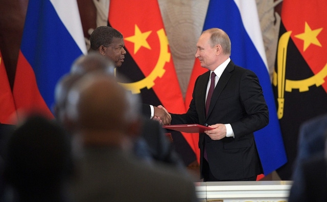 Путин пригласил президента Анголы Жоау Лоуренсу на форум «Россия — Африка»