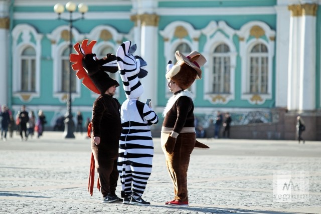 Директор Эрмитажа одобрил турсбор с иностранцев в Петербурге