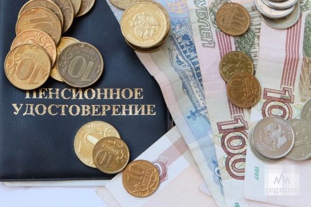 Жители ДНР и ЛНР не получат российские пенсии без переезда в Россию
