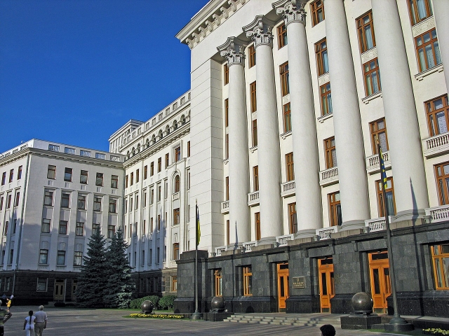 «На Украине руководитель АП — второй глава исполнительной власти» — эксперт