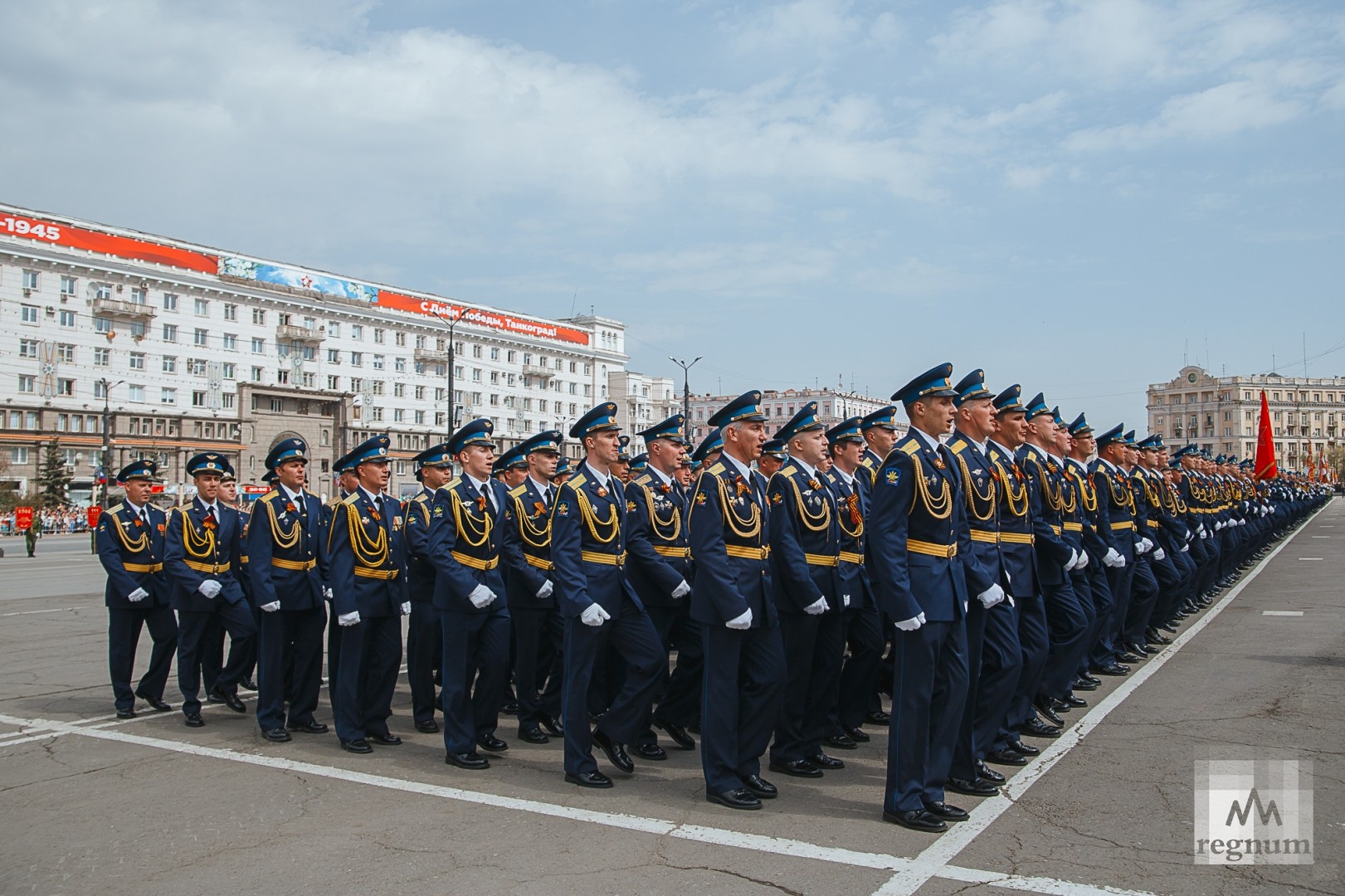 Челябинск парад победы фото