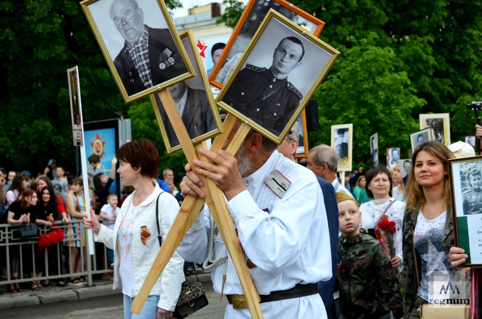 Бессмертный полк воронеж фото