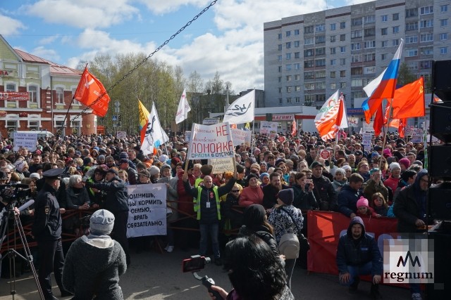 Оборона Шиеса: более 2 тысяч человек собрал митинг в Архангельске