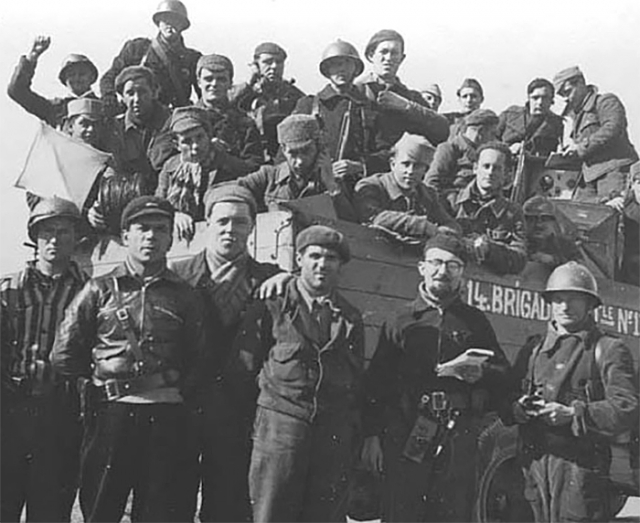 Бойцы 14-й интернациональной бригады Народной армии