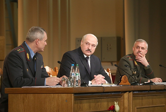 Игорь Шуневич, Александр Лукашенко и Станислав Зась. 28 января 2016 года