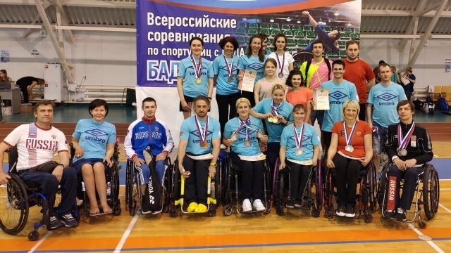 Петербуржцы привезли в Россию 22 медали по парабадминтону