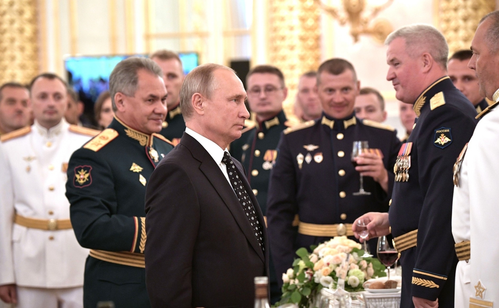 Прием выпускников военных вузов в Кремле