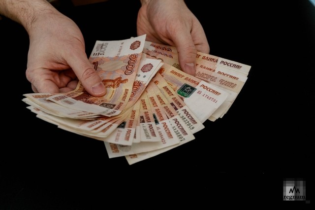 За шесть лет средняя зарплата колымчан выросла на 35,9 тыс. рублей: Росстат