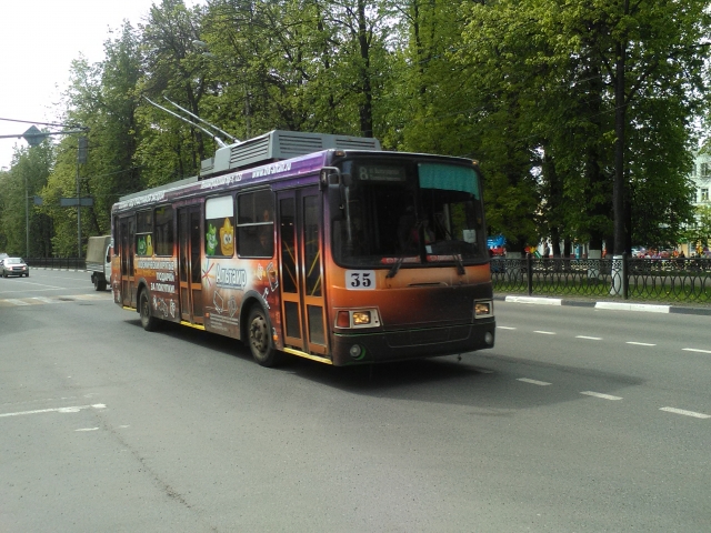 В Ярославле повышают оклады водителям трамвая и троллейбуса